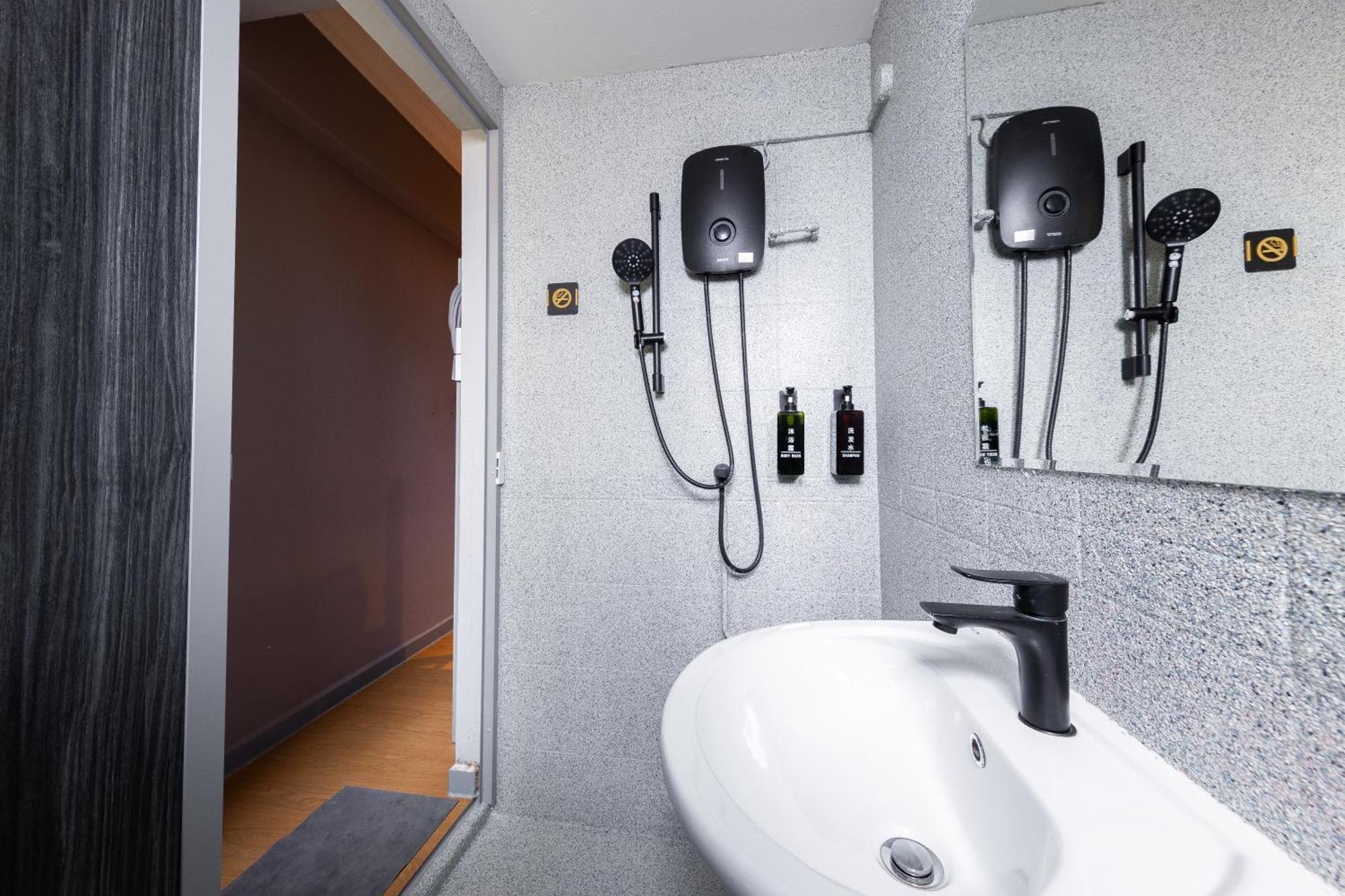 D'Nova Hotel Kallang Сингапур Екстериор снимка